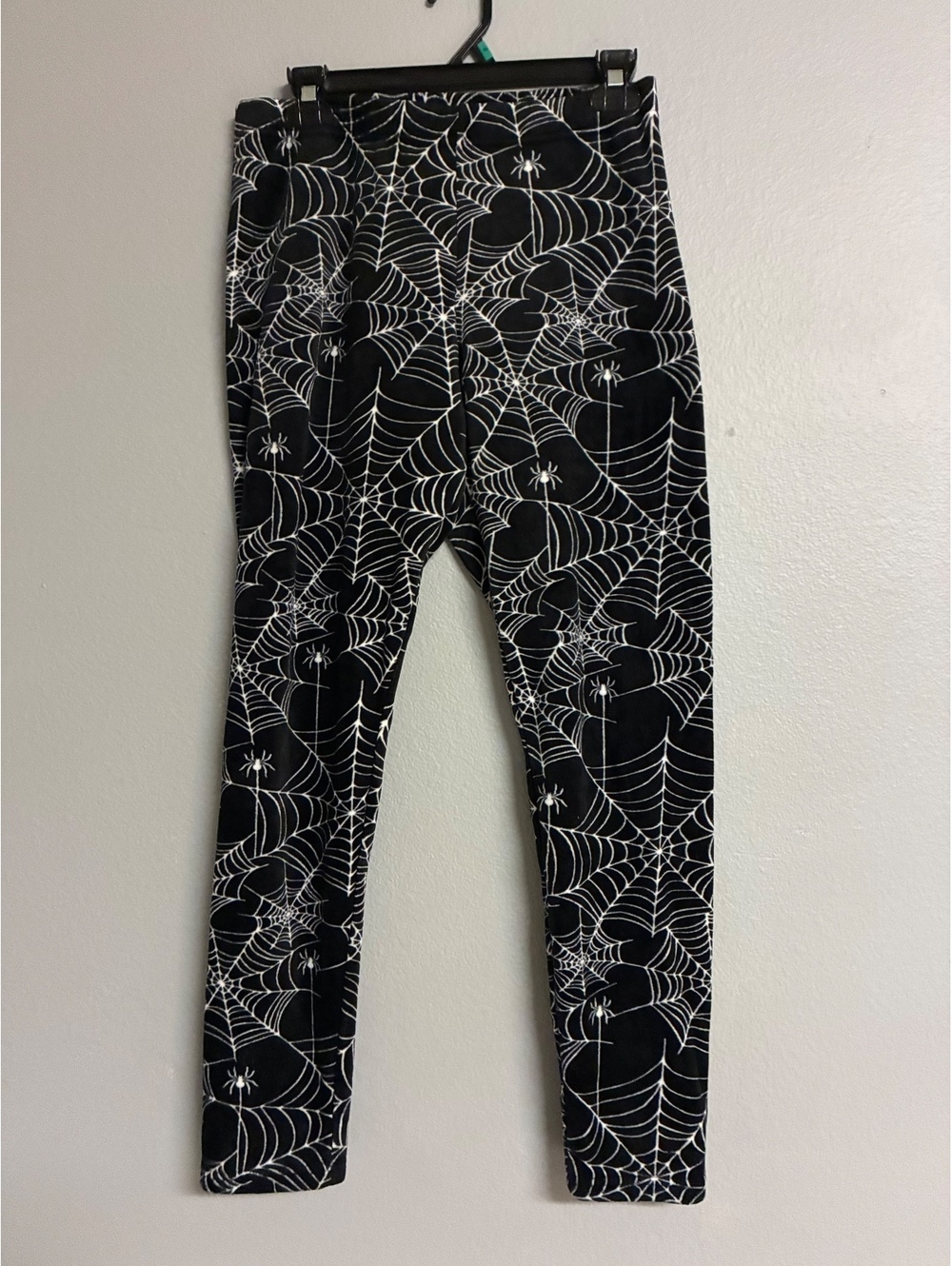 No Boundaries Black White Spider Web Halloween Cozy Fleece Leggings XL 15-17